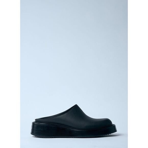 Alexander Wang Women Dean Clogs - Picture 7 of 7